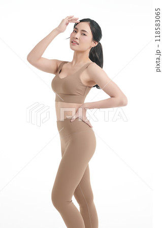 Beautiful young asian sport woman with sportswear ready for exercise on white background, Advertising sportswear and yoga wear, Healthy lifestyle, sport. 118583065