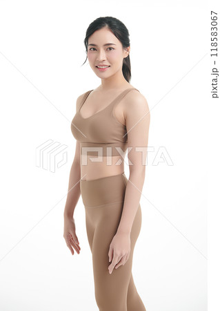 Beautiful young asian sport woman with sportswear ready for exercise on white background, Advertising sportswear and yoga wear, Healthy lifestyle, sport. Beautiful young asian sport woman with sportswear ready for exercise on white background, Advertising sportswear and yoga wear, Healthy lifestyle, sport. 118583067