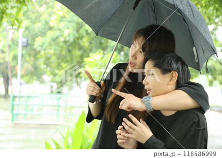 Single Mother and Son Single Mother and Son 118586999