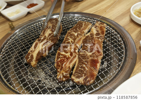 korea bbq. Grilled Marinated Galbi LA galbi 118587856