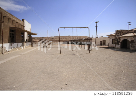 Santa Laura Humberstone saltpetre processing plant, Iquique, Chile 118591259