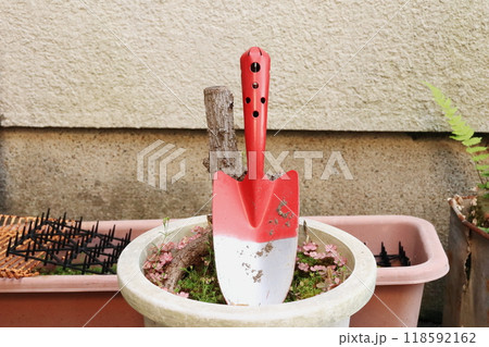 庭いじり 庭いじり 118592162