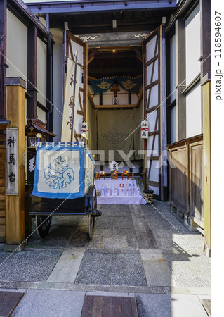 秋の高山祭　屋台蔵 118594607