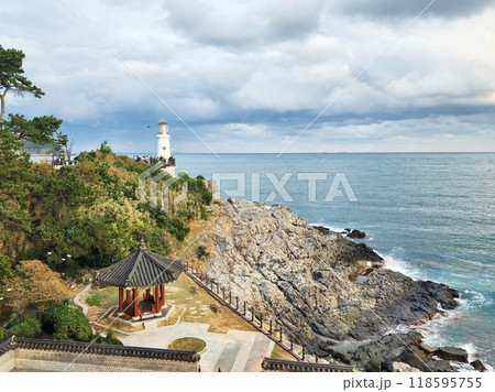 lighthouse on the Haeundae coast 118595755