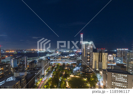神戸の素敵な夜景 (神戸市役所展望ロビー) 神戸の素敵な夜景 (神戸市役所展望ロビー) 118596117