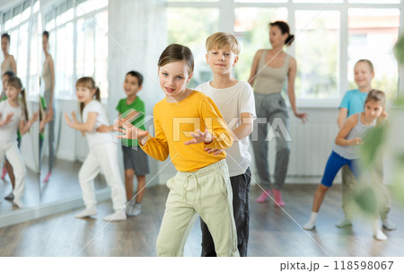 Group of children dancing couple twist dance 118598067