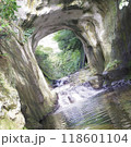 幻想的な濃溝の滝 118601104
