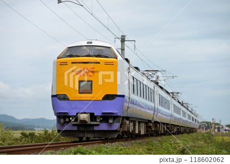 津軽線を走る485系3000番台特急白鳥8両 118602062