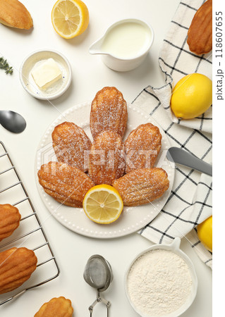 Madeleine cakes, food for eat with tea and coffee 118607655