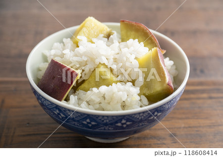 おいしいさつまいもご飯 おいしいさつまいもご飯 118608414