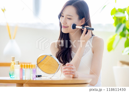 若い女性、ビューティーイメージ 118611430