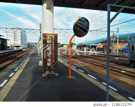 愛媛県・予讃線・伊予西条駅(2015年) 愛媛県・予讃線・伊予西条駅(2015年) 118612274