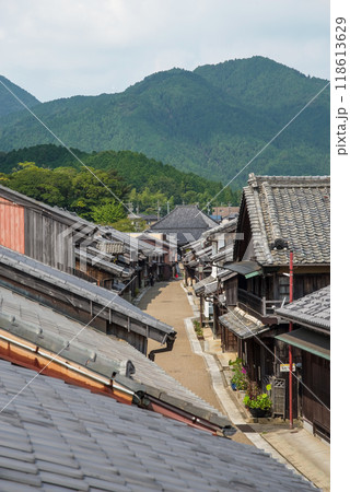 《関宿・中町の町並み》眺関亭展望台からの眺め(西方面) 《関宿・中町の町並み》眺関亭展望台からの眺め(西方面) 118613629