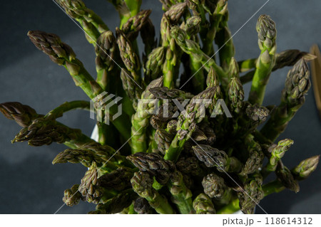 Bunch of green asparagus 118614312