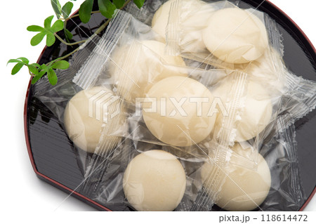 個包装された丸餅 118614472