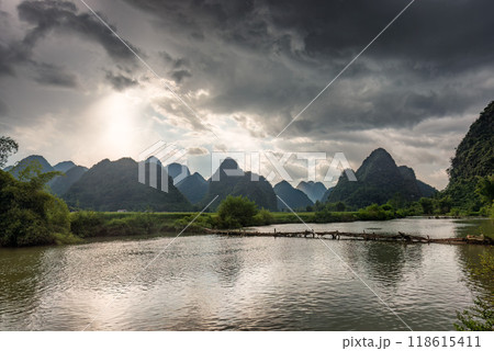 Rice terrace paddle field in sunrise at Phong Nam, Trung Khanh, Cao Bang, Vietnam 118615411