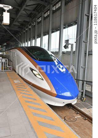 北陸新幹線　富山県富山市 118617404