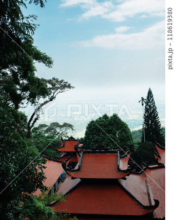 ancient clay house with a tree 118619380