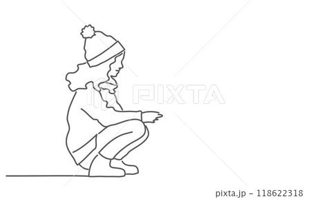 Girl in a hat is crouching down Girl in a hat is crouching down 118622318