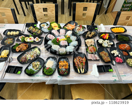 Korea style Seafood sashimi plate Korea style Seafood sashimi plate 118623919