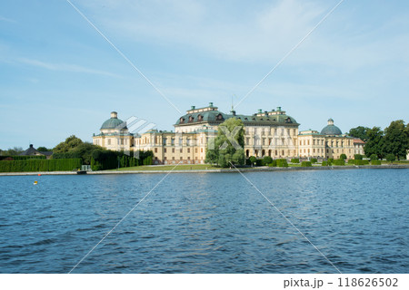 View of Drottningholm palace aproaching by ship. Stockholm, Sweden View of Drottningholm palace aproaching by ship. Stockholm, Sweden 118626502