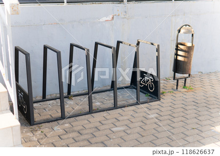 parking outdoor street city urban bike road sport transportation lifestyle public bicycle cyclist parking outdoor street city urban bike road sport transportation lifestyle public bicycle cyclist 118626637