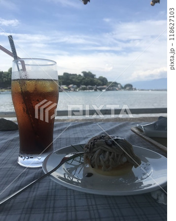海の見えるカフェ 118627103