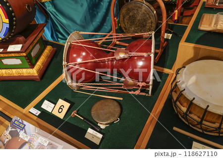 浜松楽器博物館　常設展示楽器 118627110
