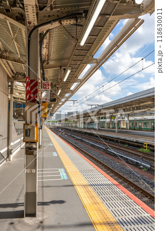 東京都市風景　上野駅ホームの風景 118630011