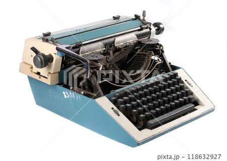 Old antique mechanical vintage typewriter on white with clipping puth 118632927