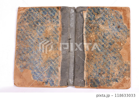 Old antique vintage open book on white 118633033