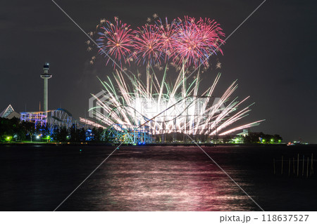 《神奈川県》八景島花火シンフォニア・海上で上がる花火大会 118637527