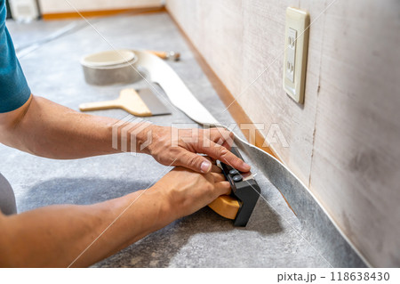 リフォーム　DIY　床　クッションフロアの施工　CFカッター 118638430