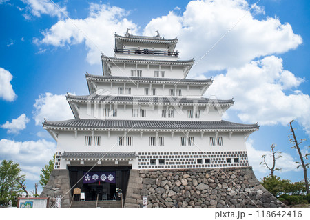島原市内にある島原城 118642416