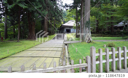 中尊寺　金色堂 118647819