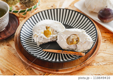 手作り栗のクリーム大福 118649410