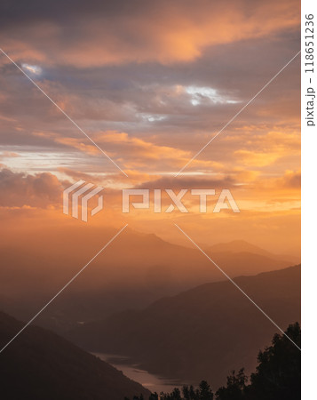景色 風景 自然 118651236