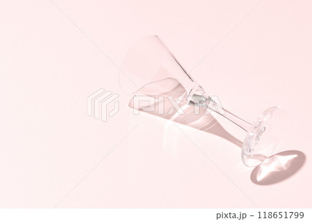 カクテルグラス　カップ　コップ 118651799