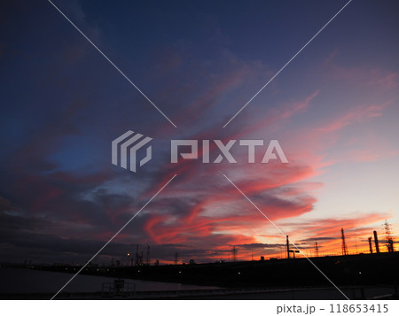 幻想的な夕景 幻想的な夕景 118653415