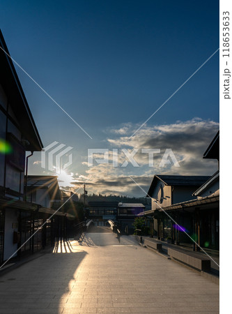 飛騨高山 早朝の行神橋 118653633