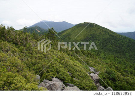 西篭の塔山頂付近から、東篭ノ塔、浅間山、黒斑岳、水の塔方面を見る　2024年7月6日 118653958