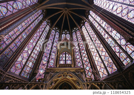 世界遺産サント・シャペルのステングラス 世界遺産サント・シャペルのステングラス 118654325
