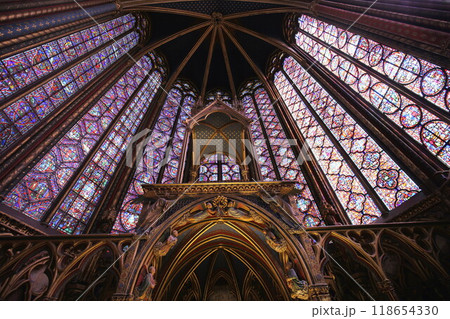 世界遺産サント・シャペルのステングラス 世界遺産サント・シャペルのステングラス 118654330