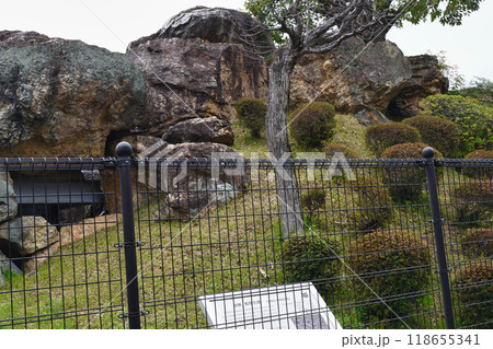 蛇塚古墳（京都府京都市右京区） 118655341