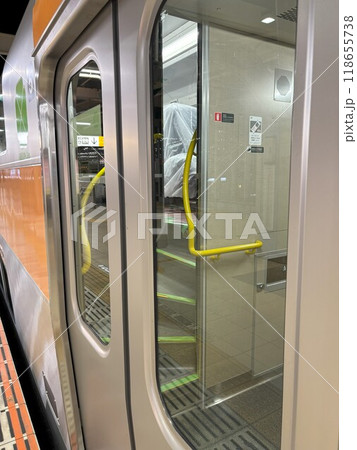 中央線のグリーン車 中央線のグリーン車 118655738