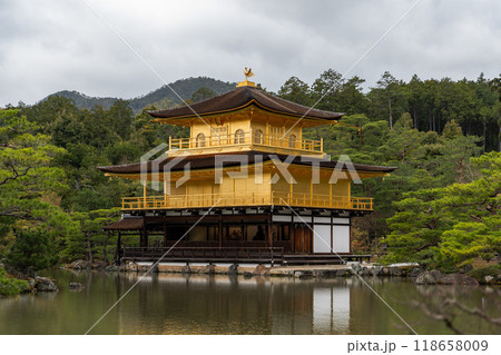 【京都】金閣寺_日本伝統風景 118658009