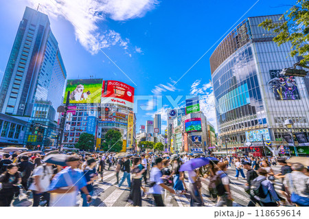 日本の東京都市景観 金王八幡宮例大祭。インバウンド続く…外国人観光客らで賑わう渋谷＝15日 118659614