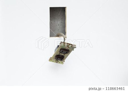 電源コンセント 118663461