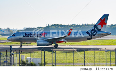 ジェットスターA320十余三タキシング 118664476