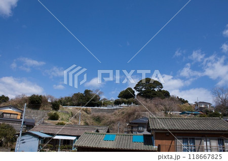 北茨城の漁村と空 118667825